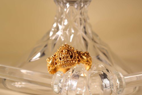 Vasundhara Diamond Roof bridal jewellery